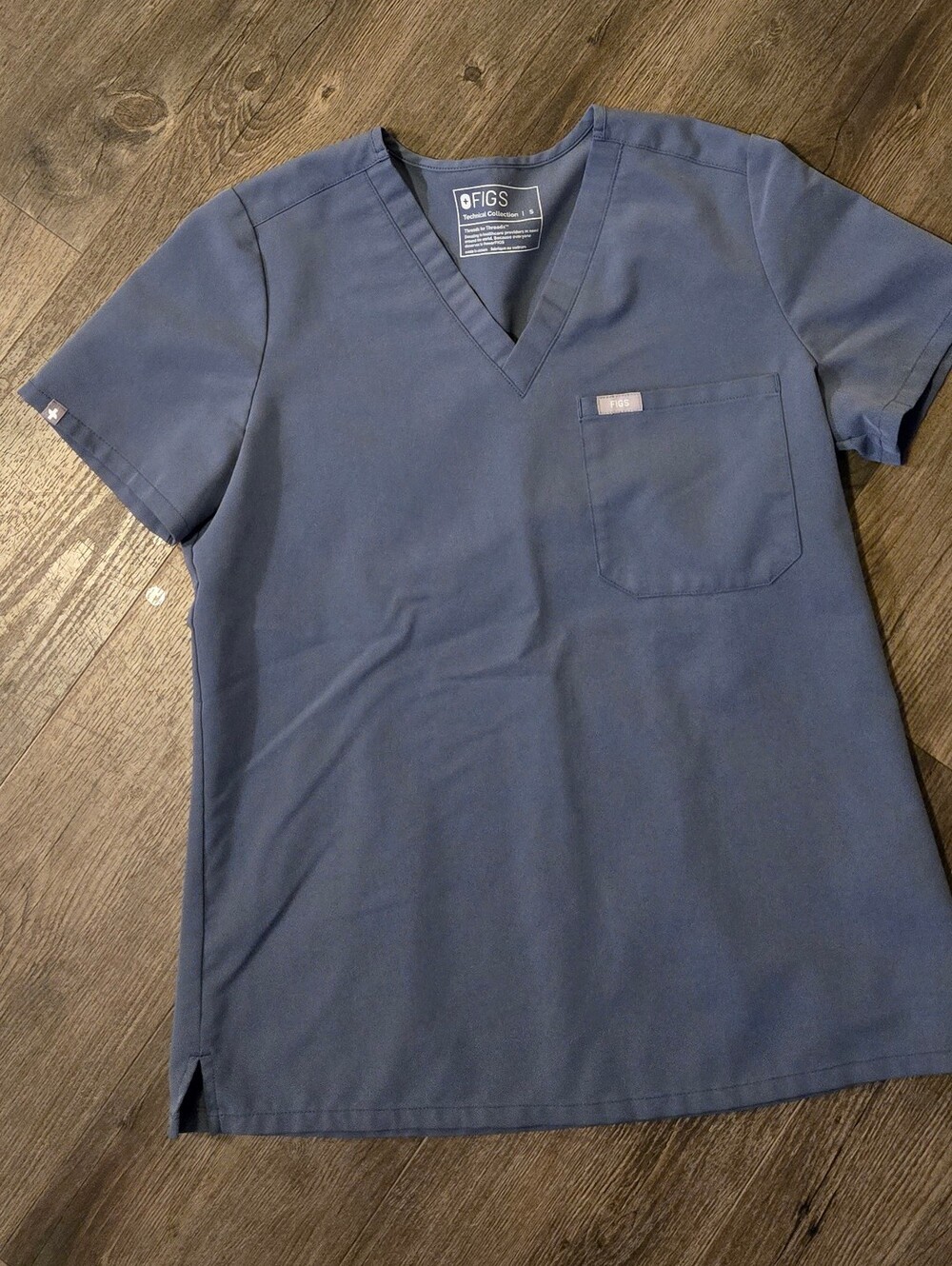 Figs Women’s Catarina Scrub Top in Limited Edition Space Navy, small